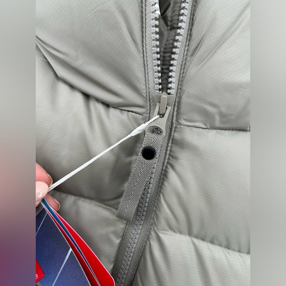 Helly Hansen Women's Essence Down Parka Terrazzo Taupe medium nwt $350 - Picture 9 of 16